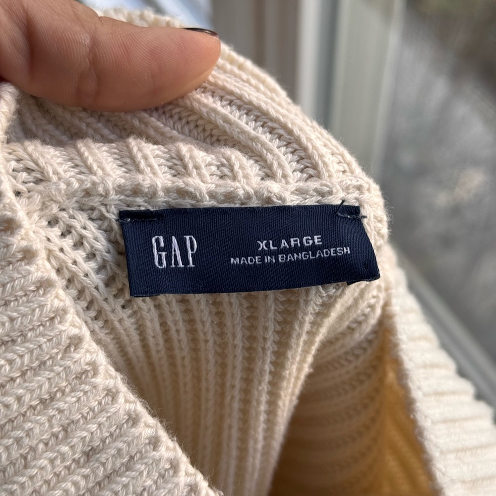 Gap split-hem sweater - Picture 3 of 4